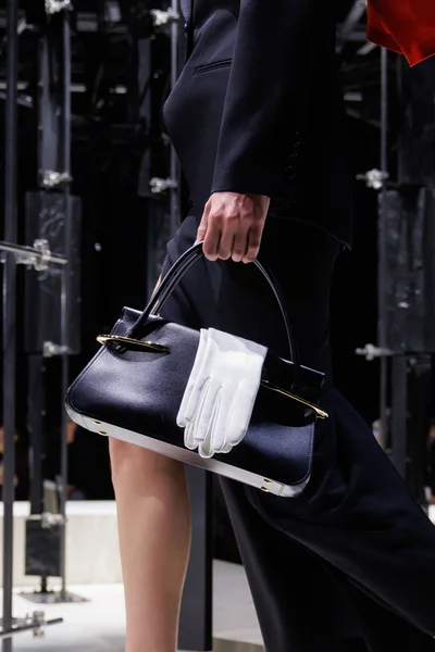 Look 28
